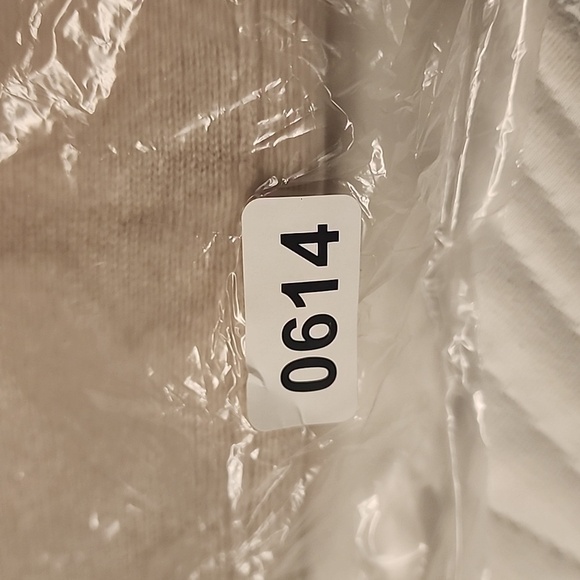 NakedCashmere sz L women  cashmere sweater Sandy / light pink  color - Picture 16 of 16